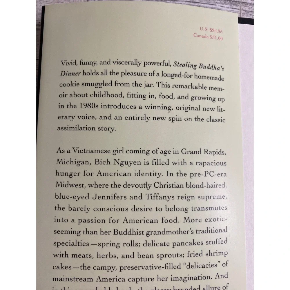 Stealing Buddha's Dinner Bich Minh Nguyen 2007 Hardcover‎ Memoir Vietnamese MICH